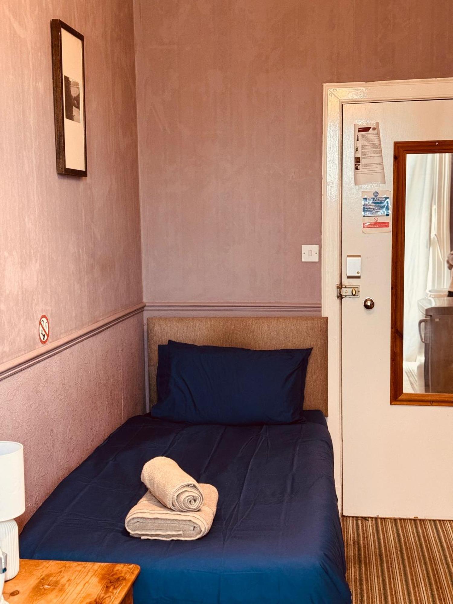 Edinburgh Travel Guest House Exterior foto
